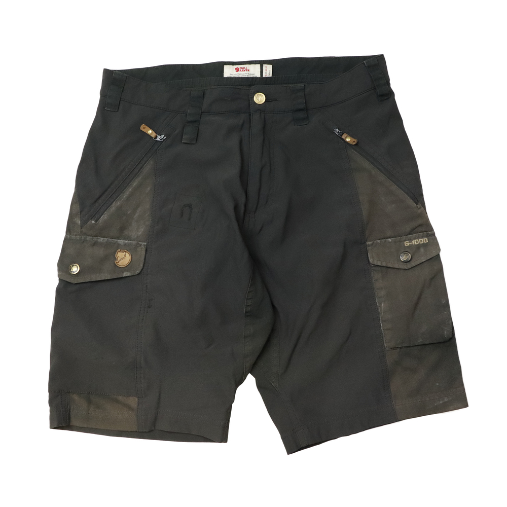 Vintage Fjall Raven Black Shorts Size 30